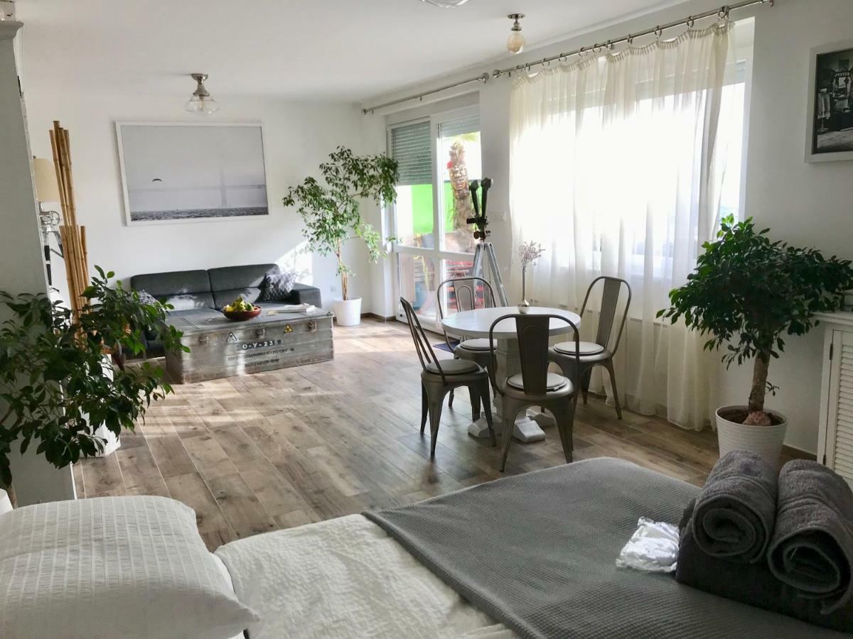 Apartament Vista 1-2 *